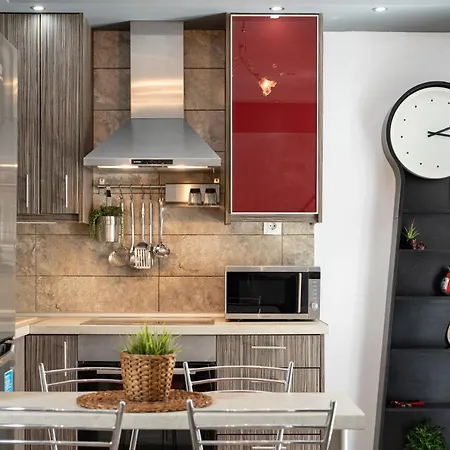 F & B Collection - Flat For 4 Appartement