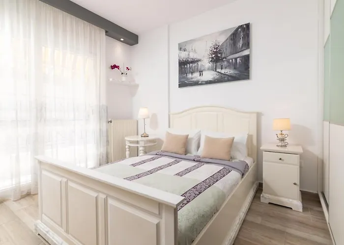 F & B Collection - Flat For 4 Appartement